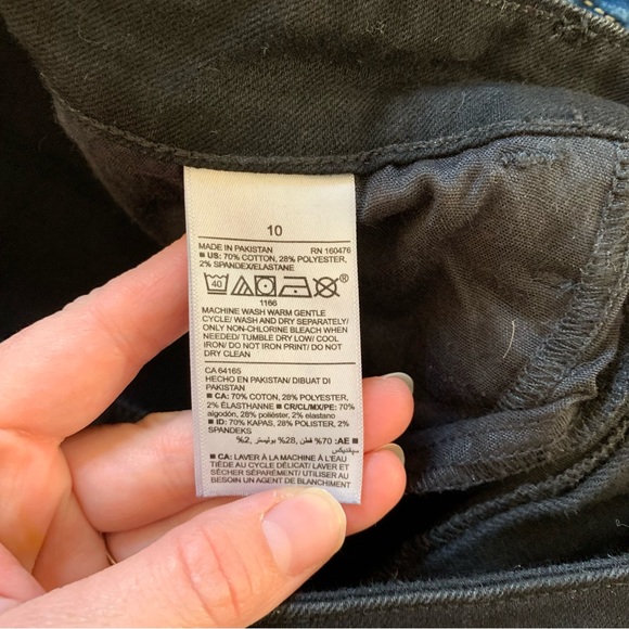 Old Navy - Picture 5 of 5